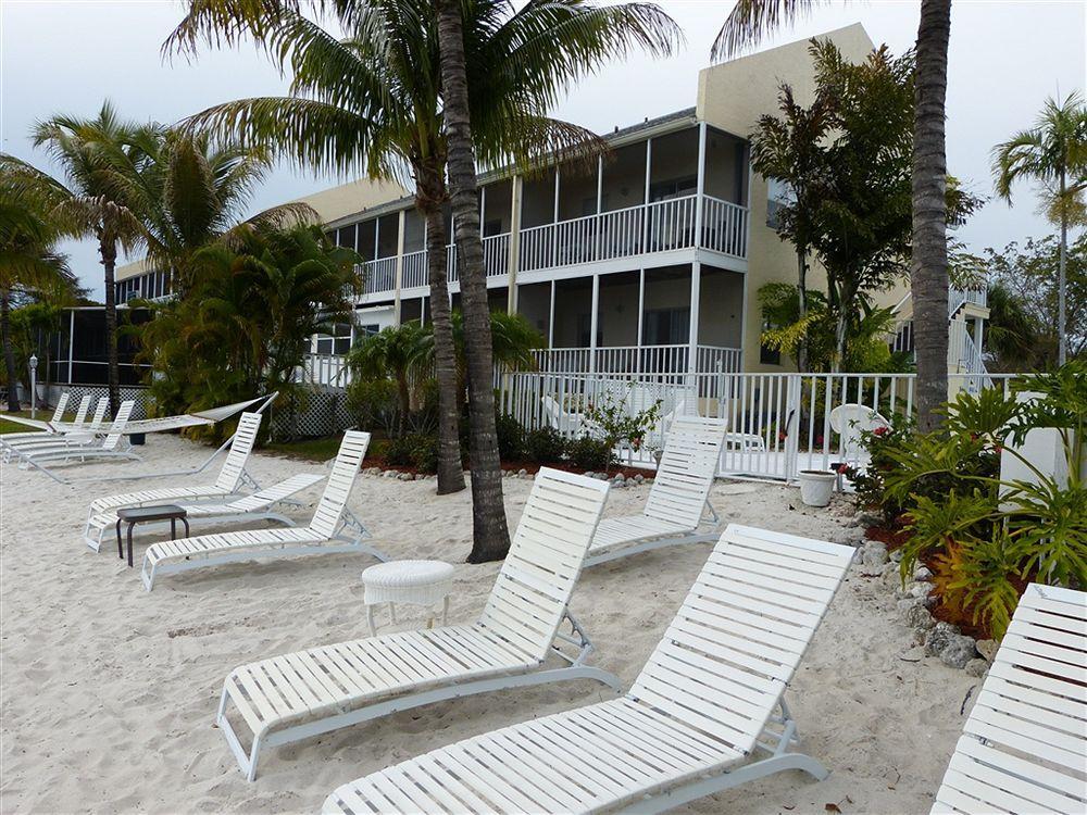 Marco Island Lakeside Inn Экстерьер фото