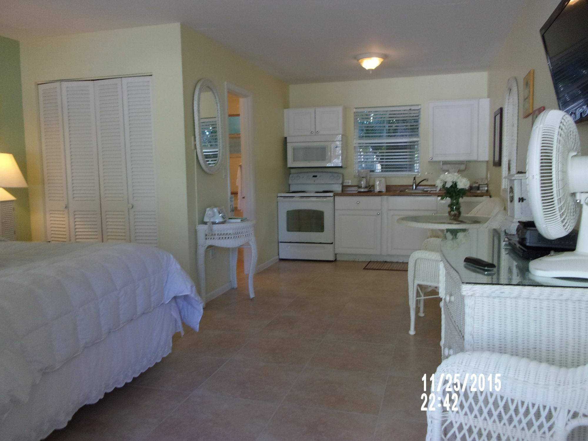 Marco Island Lakeside Inn Экстерьер фото